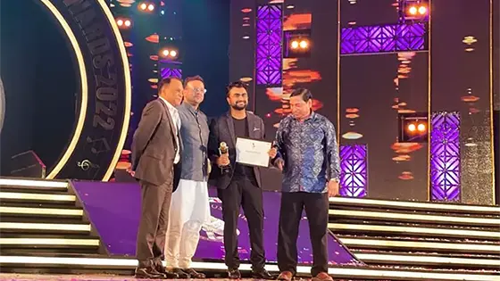 Imran Mahmudul Receives The Best Playback Singer Award