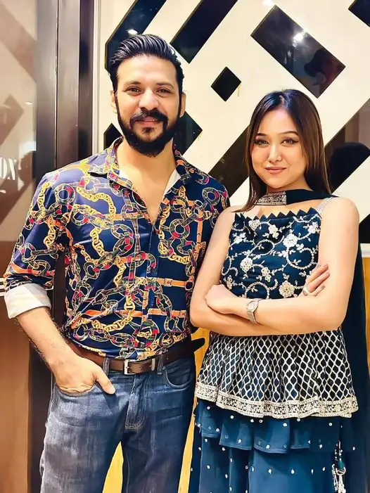 Chamak To Star With Nirab